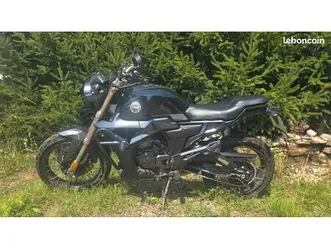 moto zontes scrambler 125 cc