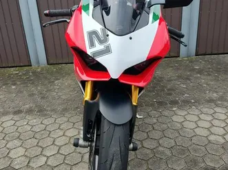 ducati panigale v2 troy bayliss