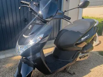 scooter peugeot kisbee