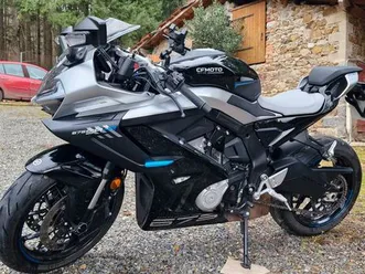 cf moto 675 sr-r