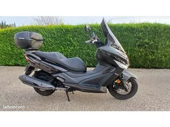 scooter kymco x-town 300 full black gtie 16 mois