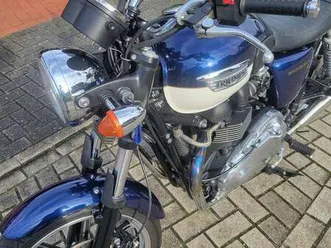 triumph bonneville se