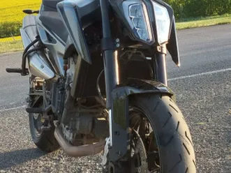 ktm duke 790