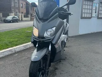x-max 125