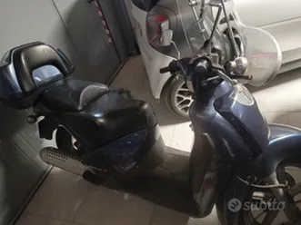 aprilia scarabeo 125