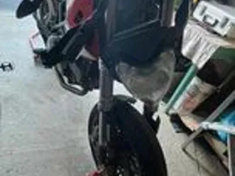 ducati hypermotard 796 a2 incidentata