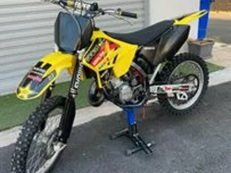 suzuki rm 125 2t