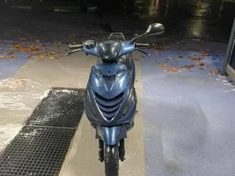 piaggio zip 4takt — scooters | piaggio — marktplaats