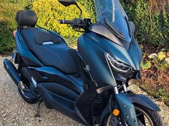 yamaha x-max 125 tech max