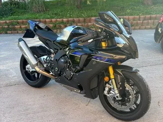 yamaha r1 m neuve