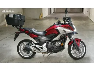 honda nc 750 x dct (très grosse révision faite, rien à prévoir)