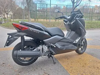 yamaha xmax 250 – momo design – 22.000 km – reg do 08/2026, 2015 god.