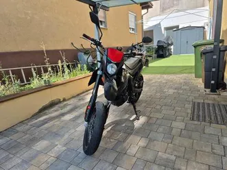 aprilia sx 125 4t / + arrow thunder carbon