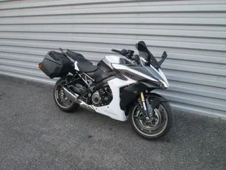 suzuki gsx-s 1000 gt 2025 1000 cm3 | moto sportive | 7 440 km | blanc | 32000 auch
