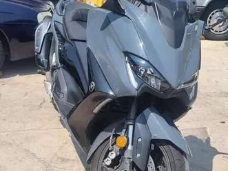 yamaha tmax 560 grigio