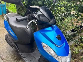 scooter peugeot kisbee bleu – année 2022