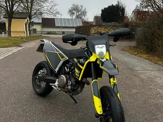 husqvarna 701 supermoto