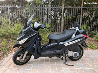 à vendre, offre à saisir : piaggio x evo 125