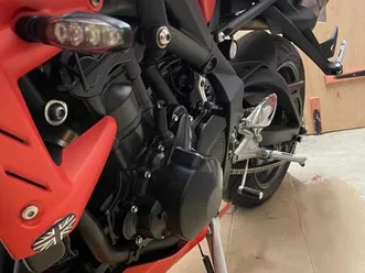 triumph, street, 2009, 675 (cc)