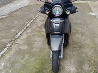 aprilia scarabeo 250