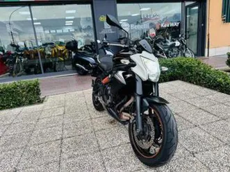 kawasaki er-6n tutto incluso anche passaggio!