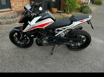 ktm duke 390