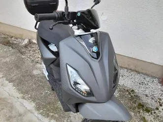 piaggio 1 + e-roller 45km/h