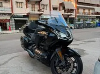 honda goldwing 1800 dct touring airbag