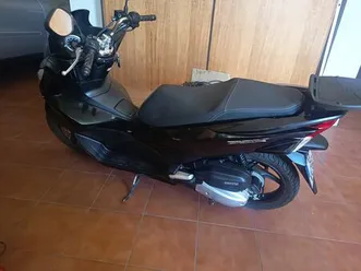 honda pcx 125 cc 21500 quilómetros loureira