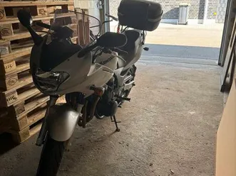 kawasaki zr7s