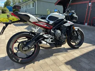 triumph street triple 765r