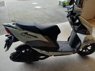 zu verkaufen neuwertiger roller