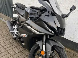 yamaha yzf r125 06/2024 nur 2400km wie neu