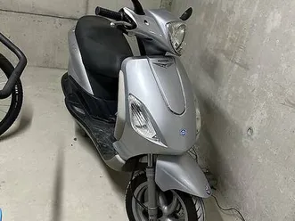 piagioo fly 125 cc canton lucerne -