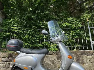 piaggio vespa et4 125 canton berne -