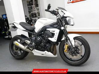 2012, '12 triumph street triple 675r. seat cowl, arrow pipe. great value £4,495