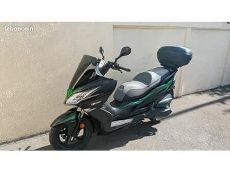 scooter kawasaki j300