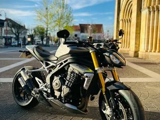 triumph speed triple 1200