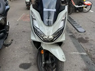 honda pcx 125
