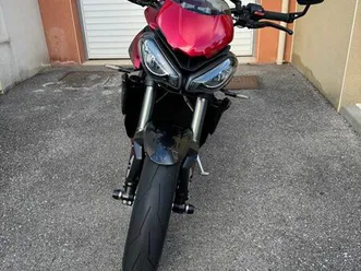 triumph street triple 765 rs