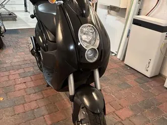 roller peugeot ludix one viele neuteile! mit kennzeichen!