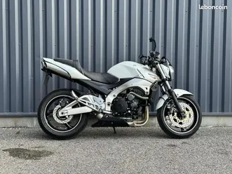 suzuki gsr 600 599 cm3