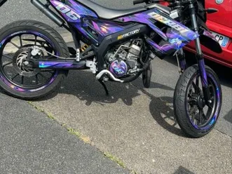 moto 50 cc derbi senda sm x-treme