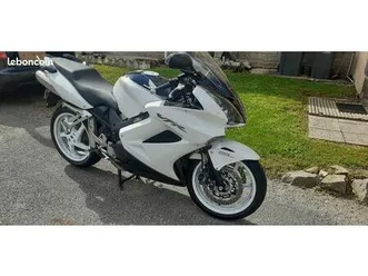 vfr 800