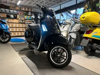 vespa gts 125 super schwarz vorführfahrzeug