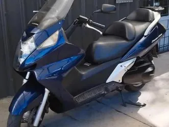 ② honda silver wing 600