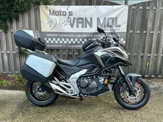 ② honda nc 750x bj 2022 zeer goede staat vele opties