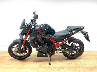 honda - cb 750 hornet