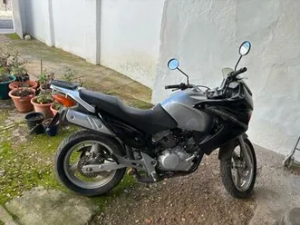 honda - varadero 125