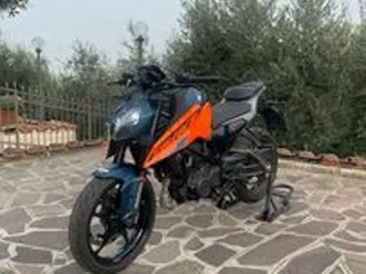 duke 125 ktm